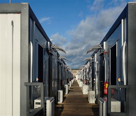USAG Wiesbaden containerized housing units provide Soldier billeting