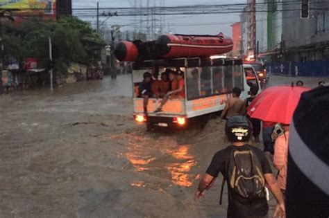 IN PHOTOS Flash Floods Leave Thousands Stranded In Cagayan De Oro City