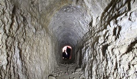 Tunelurile secrete din România KRobby