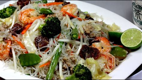 Stir Fry Rice Vermicelli Noodle Aka Bihon Guisado Youtube