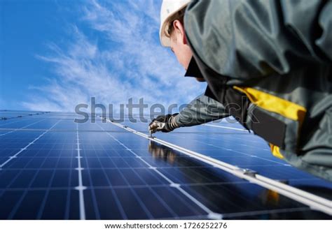 Electrician Safety Helmet Uniform Working Gloves Stock Photo 1726252276 ...