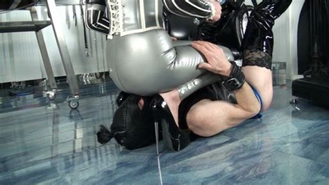 Forumophilia PORN FORUM Bootjobs Shoejobs High Heels VIdeos