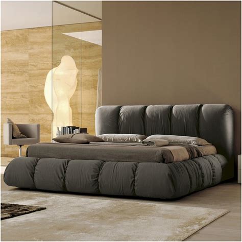 Модная дизайнерская кровать: Кровать двуспальная с мягким изголовьем ...