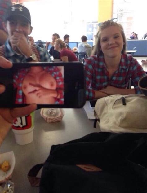 Nude Selfie Kind Of Porn Pic