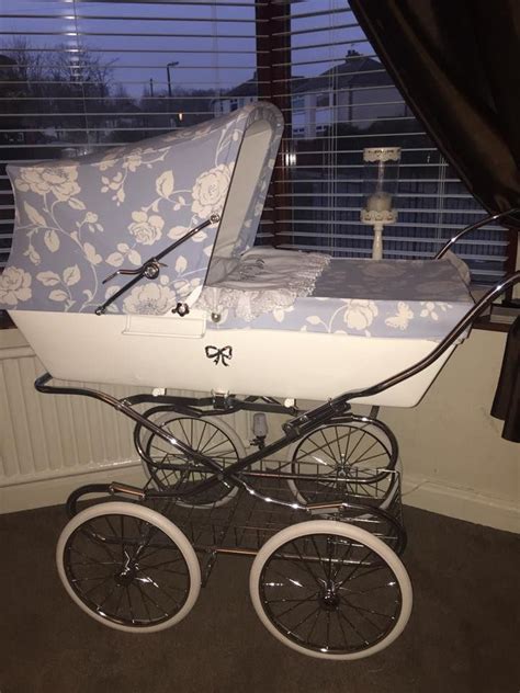 Dolls Pram By Silver Cross Vintage Pram Baby Prams Baby Carriage