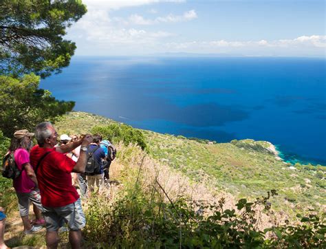 Escursioni Di Trekking All Isola D Elba Di Mezza E Intera Giornata