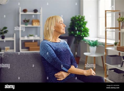 Old Lonely Woman Mature Retired Hi Res Stock Photography And Images Alamy