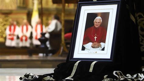 Por Qu El Funeral De Benedicto Xvi Ser In Dito