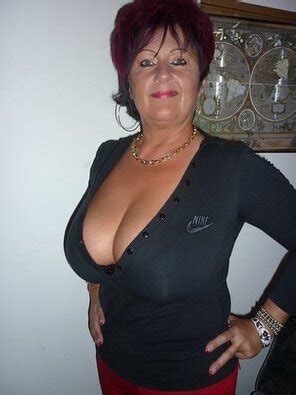 Sexy Mature Women Gorgeous Tits Tumblr C Ec Aaef A A C Dfc Porn