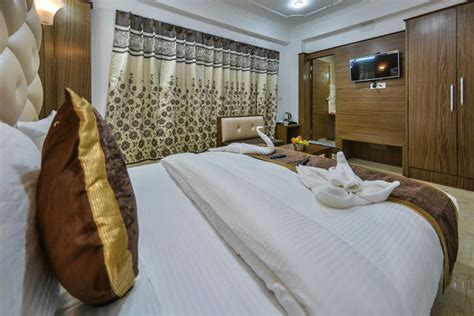 Hotel Golden Sands Srinagar Jammu And Kashmir