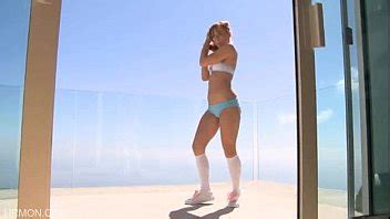 Dani Jensen Linda Pelirroja Recibe Un Creampie XVIDEOS