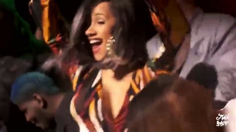 FAMOUS LATINA MILF ON STAGE WITH ADULT FANS