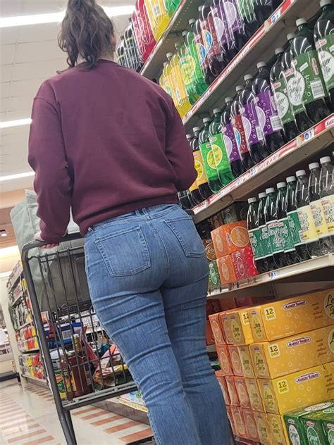 Nice Ass In Jeans At Grocery Store Tight Jeans Forum