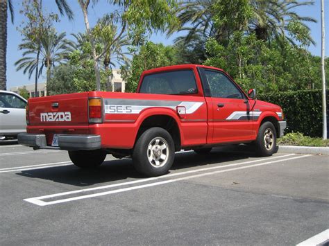 1986 Mazda B2000 - Information and photos - MOMENTcar