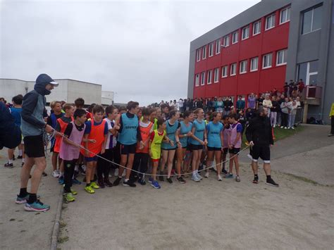 Cross Du Coll Ge Coll Ge Saint Stanislas Saint Renan