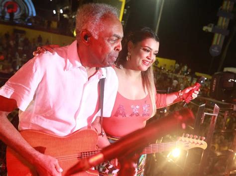 G1 Gil E Preta Cantam Juntos Em Encontro De Trios No Carnaval De