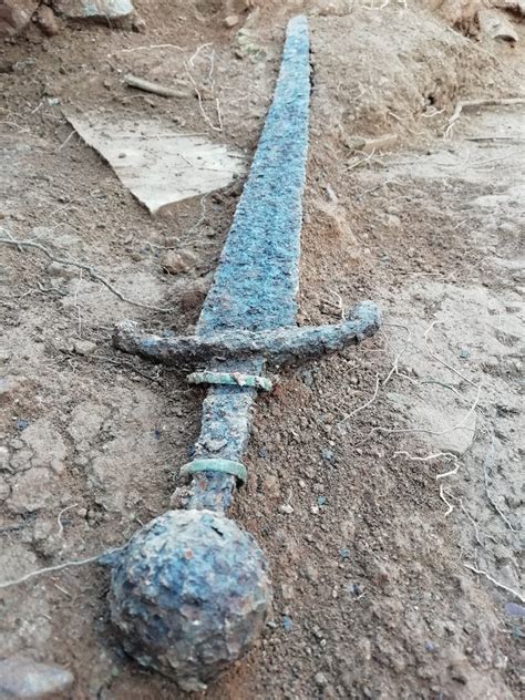 700 Year Old Sword Found In Spanish Castle The History Blog