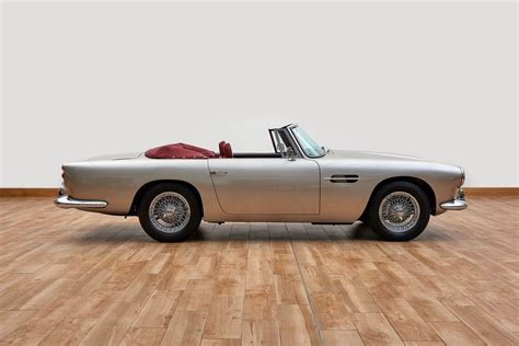 1962 Aston Martin DB4 - Series IV Convertible | Classic Driver Market ...