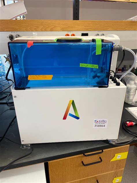 Apogee Flow Systems Flow Cytometer