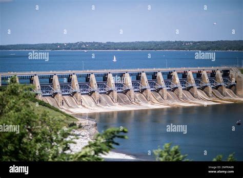 Gavins Point Dam Hi Res Stock Photography And Images Alamy