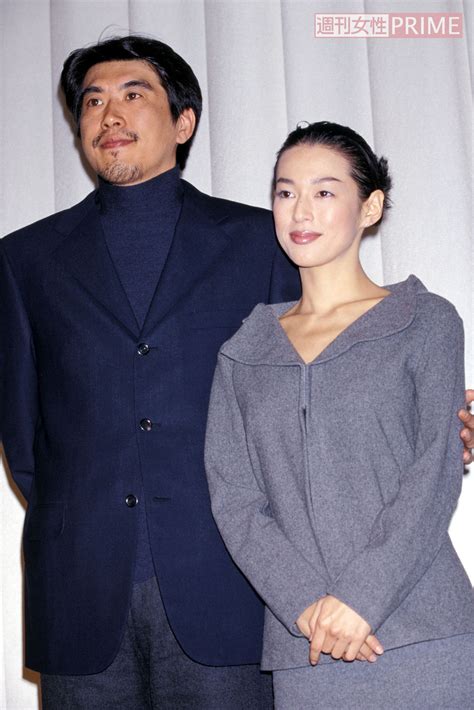 【画像・写真】鈴木保奈美、石橋貴明との“離婚説”でよぎる「1度目の結婚で起こしていた逃避行」 週刊女性prime