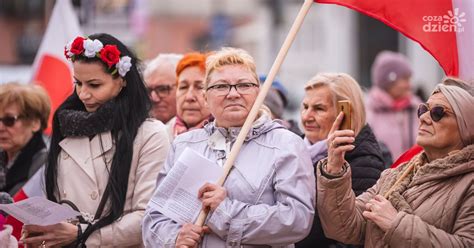 Protest Wolnych Polak W Zdj Cia