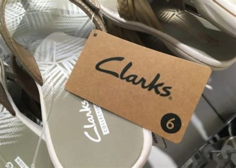 Clarks Shoe Size Chart: How To Fit Clarks Shoes? - The Shoe Box NYC