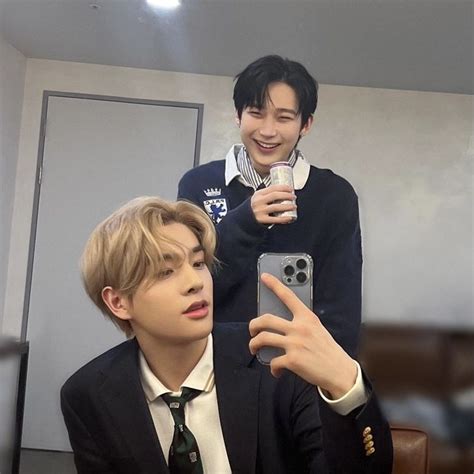 Enhypen Jake Sunoo Icon Mirror Selca Sunjake Cute Ddeonu Birthday Post