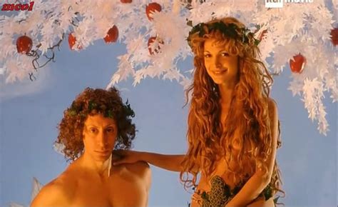 Naked Maria Monse In Fratella E Sorello