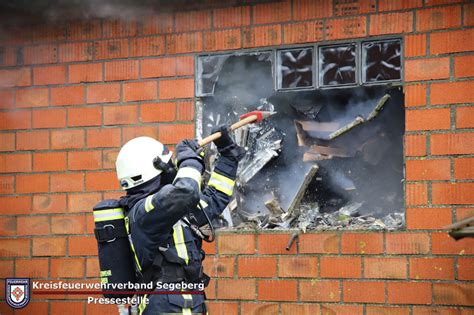 Kreisfeuerwehrverband Segeberg Einsatz Feuer Zerst Rt Lagerhalle