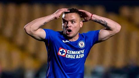 Cruz Azul Hoy Anuncia Lesión De Cabecita Rodríguez Descartado Para