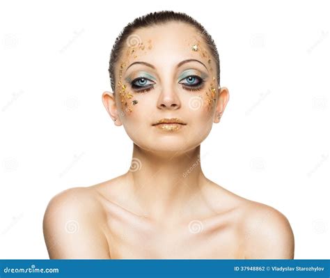 Portrait Fascinant De La Jeune Belle Fille Avec De Grands Yeux Bleus L