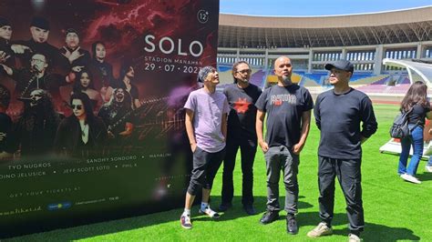 Ahmad Dhani Cek Stadion Manahan Jelang Konser Dewa All Star Di Solo