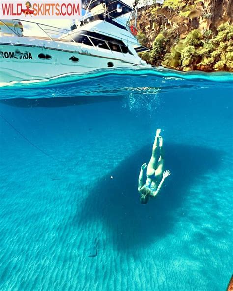 Hot Photos By Giovanna Ewbank