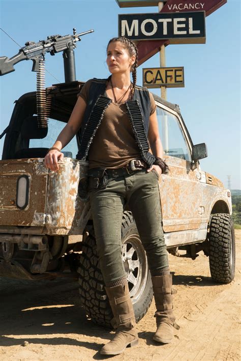 Fear the Walking Dead Season 3 Premiere Date & New Photos Unveiled