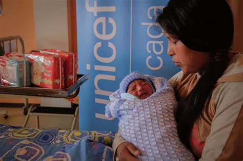 Bebés Del Año Nuevo Se Estima Que Más De 600 Niños Nacerán En Bolivia