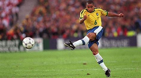 El Gol Imposible De Roberto Carlos A Francia Cumplió 21 Años Futbol