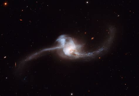 What are elliptical galaxies? Find out on EarthSky | Space | EarthSky