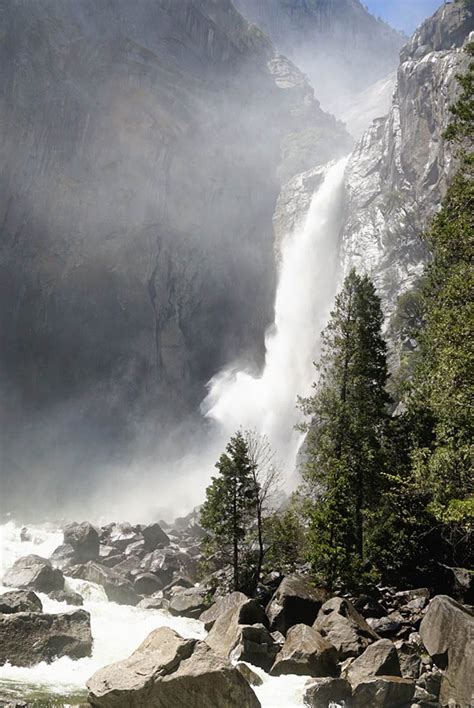 Yosemite National Park Waterfalls - Juggling Act Mama