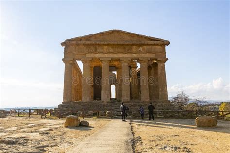 Temple of Concordia, Agrigento, Valley of the Temples Editorial Stock Photo - Image of greek ...