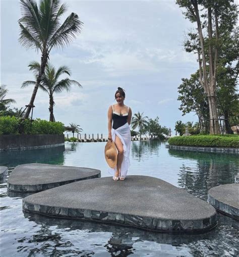 Neha Sharma Aisha Sharma Sizzling In Bikini During Thailand Tour