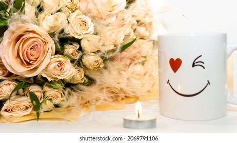 Flower Bouquet Smiley Face Photos, Images & Pictures | Shutterstock