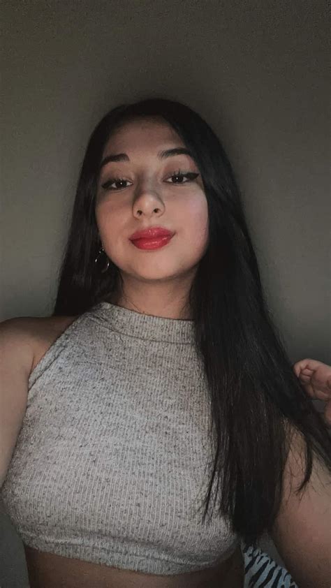 Got her nudes, remember her? : rmakeanNSFWrequest