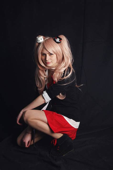 Cosplay Of Junko Enoshima By Suzumya Dust On Deviantart