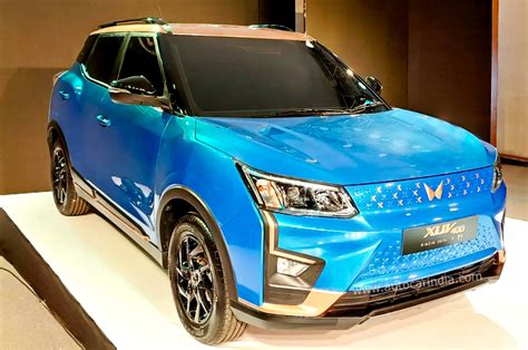 Bespoke Mahindra XUV400 EV SUV details | Autonoid