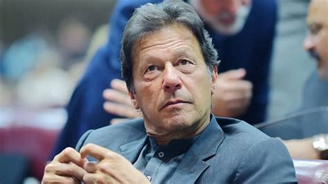 Pakistan Pm Imran Khan Issues Orders To Keep Maryam Nawaz With Father Nawaz Sharif In Hospital