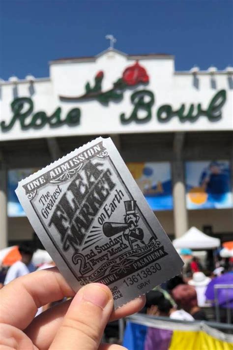 The Rose Bowl Flea Market Is Full of Fun Finds - LA Dreaming