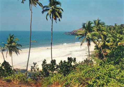 Goa Beaches | 34 Best Beaches in Goa - List & Maps