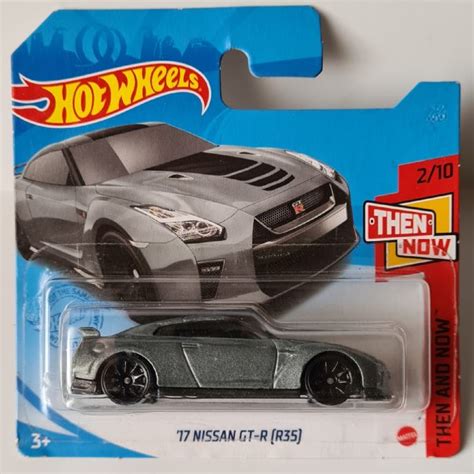 Hot Wheels 17 NISSAN GT R R35