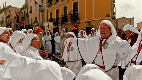 Pasqua In Sardegna Autentica Tradizione Di Fede Sardegnaturismo